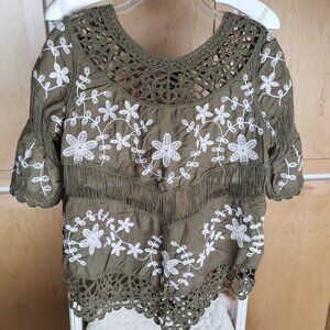 EUC OLIVER.O cotton green olive fringe cutouts embroidered floral (M)